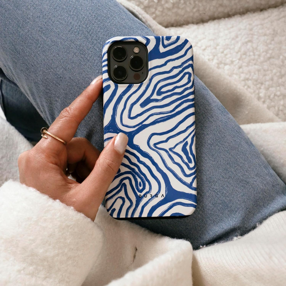 Blue Abstract Line MagSafe iPhone Case