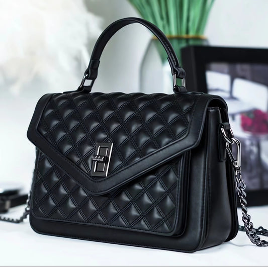 2025 Classic New Shoulder/Crossbody Quilted Bag