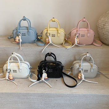 Niche Design Bowling Handbag Bag Women'S Bags Woven Shoulder Tide Pillow Bag Boston Small Square Bag