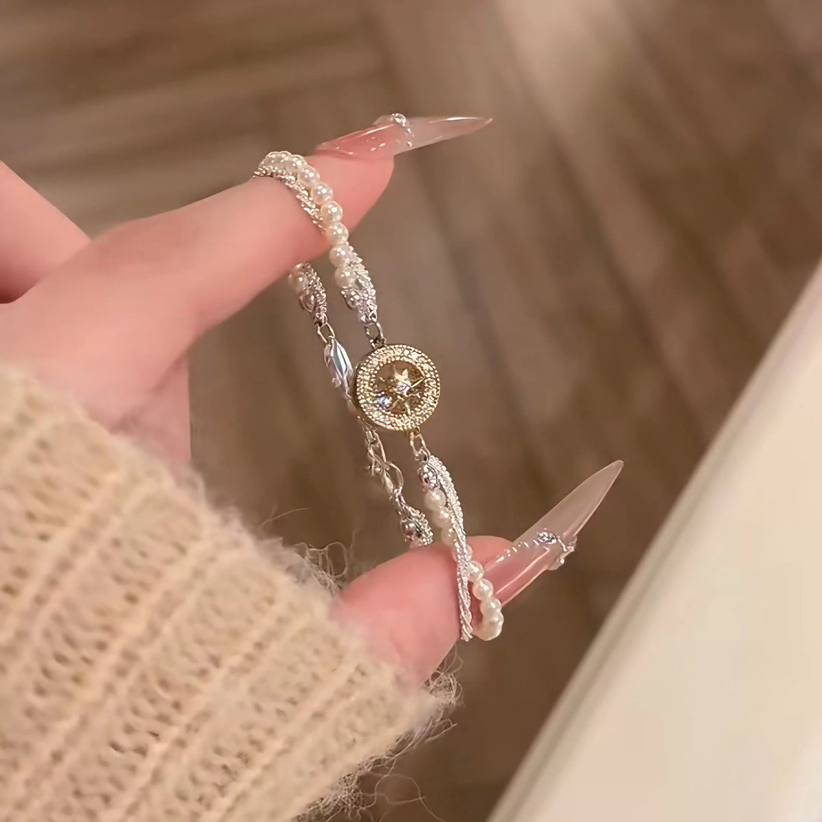 Eight-Point Star Compass Pearl Bead Bracelet - view 6