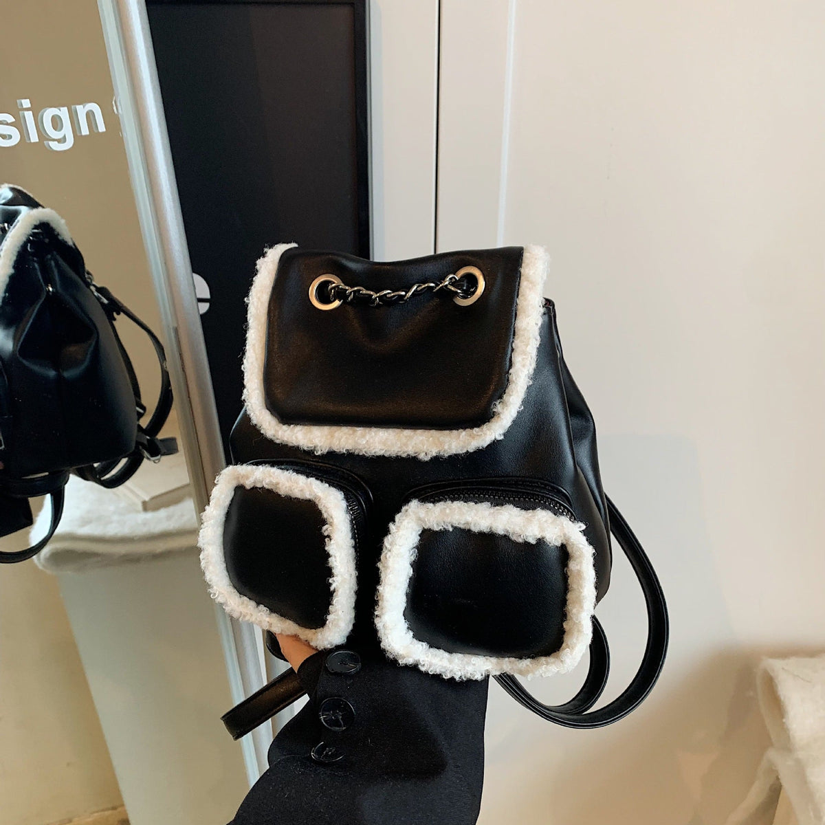 Retro Contrast Color Plush Backpack Fashionable Large Capacity