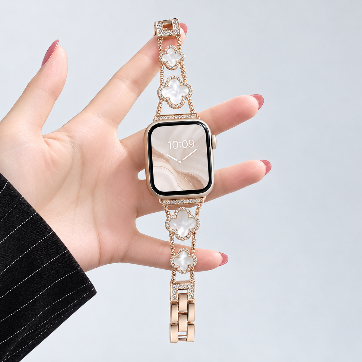 The Clover Four-Leaf Apple Watch Band