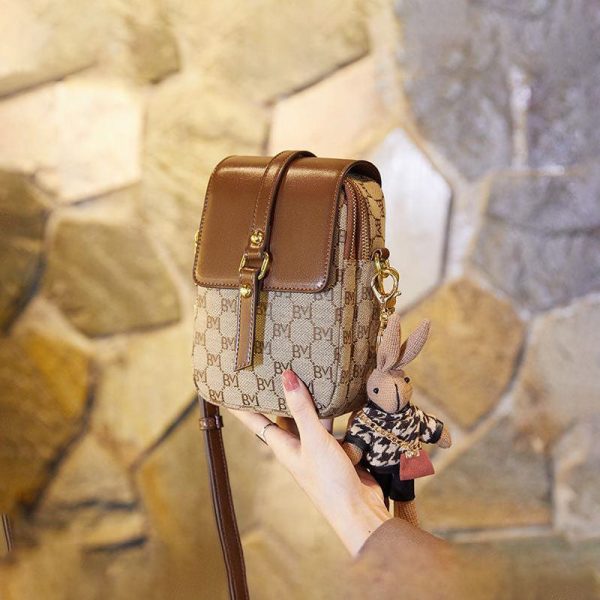 New Niche Embroidered Shoulder/Crossbody Bag 8562