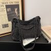 Stylish Retro Denim Shoulder Bag for Commuters