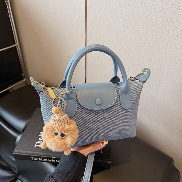 Portable Dumpling Shoulder Bag for Women, Light Luxury