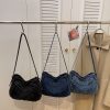 Stylish Retro Denim Shoulder Bag for Commuters