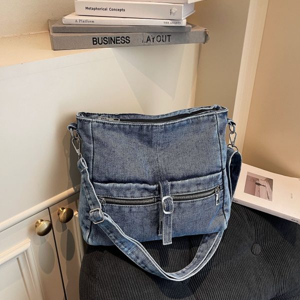 Large Capacity Retro Denim Tote Bag for Commuting