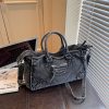 Personalized Denim Shoulder Bag – Classic Retro Messenger