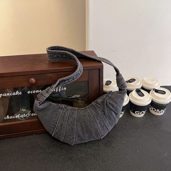 Large Capacity Pleated Denim Commuter Messenger Bag