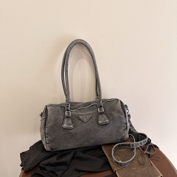 Versatile Women’s Large-Capacity Denim Shoulder Bag