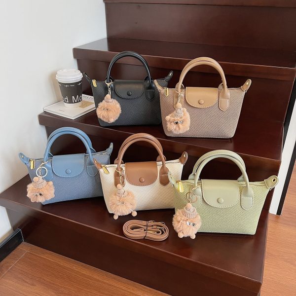 Portable Dumpling Shoulder Bag for Women, Light Luxury
